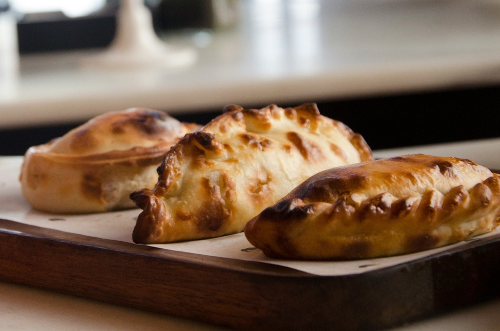Docena de Empanadas (Media Docena (x6))